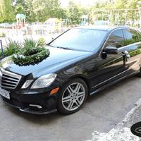 Прокат Mercedes E W212 на весілля