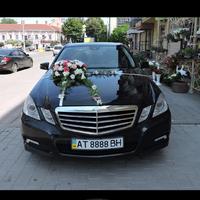 Прокат Mercedes E W212 на весілля