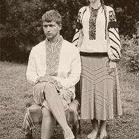 компанія "Горіла Сосна"