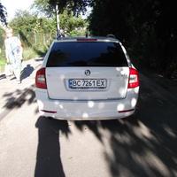 Автомобіль на весілля