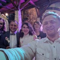 Ведучі на весілля