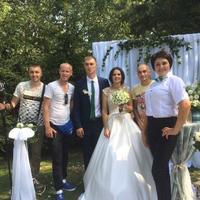 Ведуча Оксана Вашук