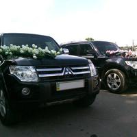 Весільний кортеж Pajero