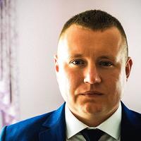 Олег Животков