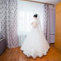Елегантне весільне плаття