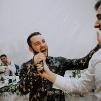Ведучий Ростислав Сидій