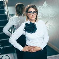 АЛЬОНА КОРНЕЛЮК