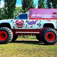 073 Party Bus Monster truck пати бас