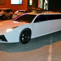 003 Лимузин Lamborghini Reventon белая