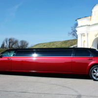 009 Лимузин Chrysler 300C бордовый