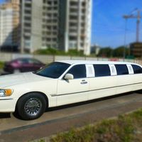 046Лімузин Lincoln Town Car 120 ванільни