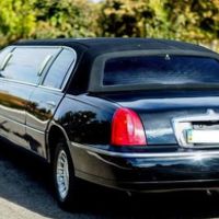 049 Лімузин Lincoln Town Car 120 чорний