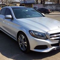 109 Mercedes С300 сріблястий оренда авто