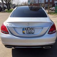 109 Mercedes С300 сріблястий оренда авто