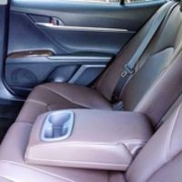 149 Toyota Camry V70 чорна оренда авто з