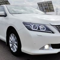 152 Toyota Camry V50 белая прокат авто