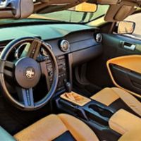 159 Кабриолет Ford Mustang GT оранжевый