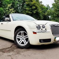220 Кабриолет Chrysler 300C белый аренда