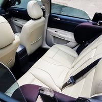 220 Кабриолет Chrysler 300C белый аренда