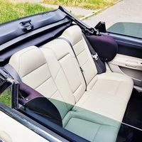 220 Кабриолет Chrysler 300C белый аренда