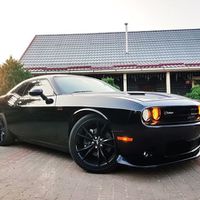 267 Dodge Challenger RT 2018 года 5.7 л