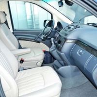 284 Микроавтобус Mercedes Viano черный