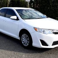 072 Toyota Camry V50 белая прокат авто