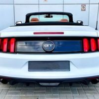 280 Кабриолет Ford Mustang GT белый
