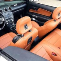 280 Кабриолет Ford Mustang GT белый