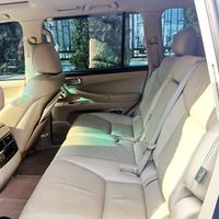 243 Внедорожник Lexus LX570 белый