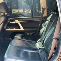 254 Внедорожник Toyota Land Cruiser 200