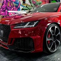 419 Audi TT RS червона для фотосесії зйо