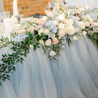 Ivory flowers & decor