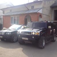 BMW X5 та HUMMER H2
