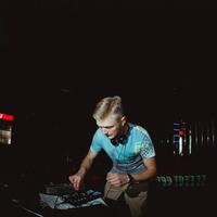 DJ