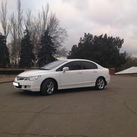 Автомобіль для весілля Honda Civic