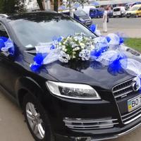 Audi Q7 (кортеж)