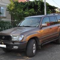 Авто на весілля Toyota Land Cruiser 100