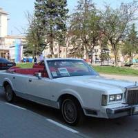 БІЛОСНІЖНИЙ КАБРІОЛЕТ LINCOLN TOWN CAR від "VIP PR
