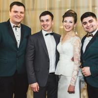 Дует ведучих Назар та Роман