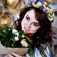 Фотограф Ліна Яріш