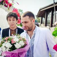 БАТЯРИ. Ведучі. Гумористична шоу-програма