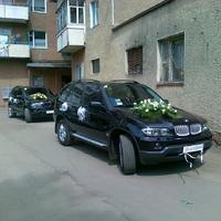 BMW X5 - весільний кортеж
