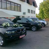 BMW X5 - весільний кортеж