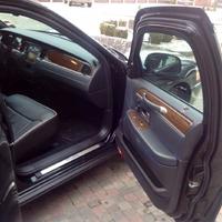 LINCOLN TOWN CAR
