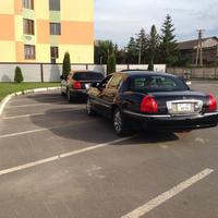 LINCOLN TOWN CAR