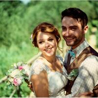 Ross and Helen Photographers