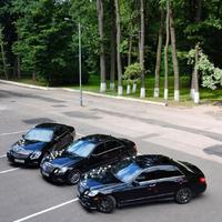 Прокат Mercedes E W212 на весілля