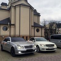 Mercedes Кортеж по акційній ціні!
