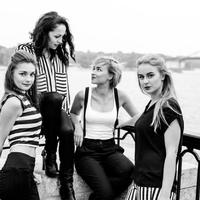 ULTRAMARINE GIRLS BAND
